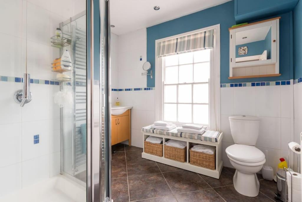 Four Bedroom Townhouse In Famous Suffolks Area Cheltenham Exteriör bild