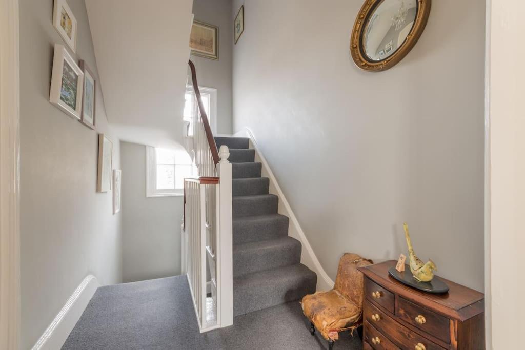 Four Bedroom Townhouse In Famous Suffolks Area Cheltenham Exteriör bild