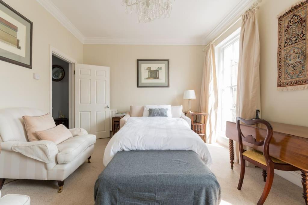 Four Bedroom Townhouse In Famous Suffolks Area Cheltenham Exteriör bild